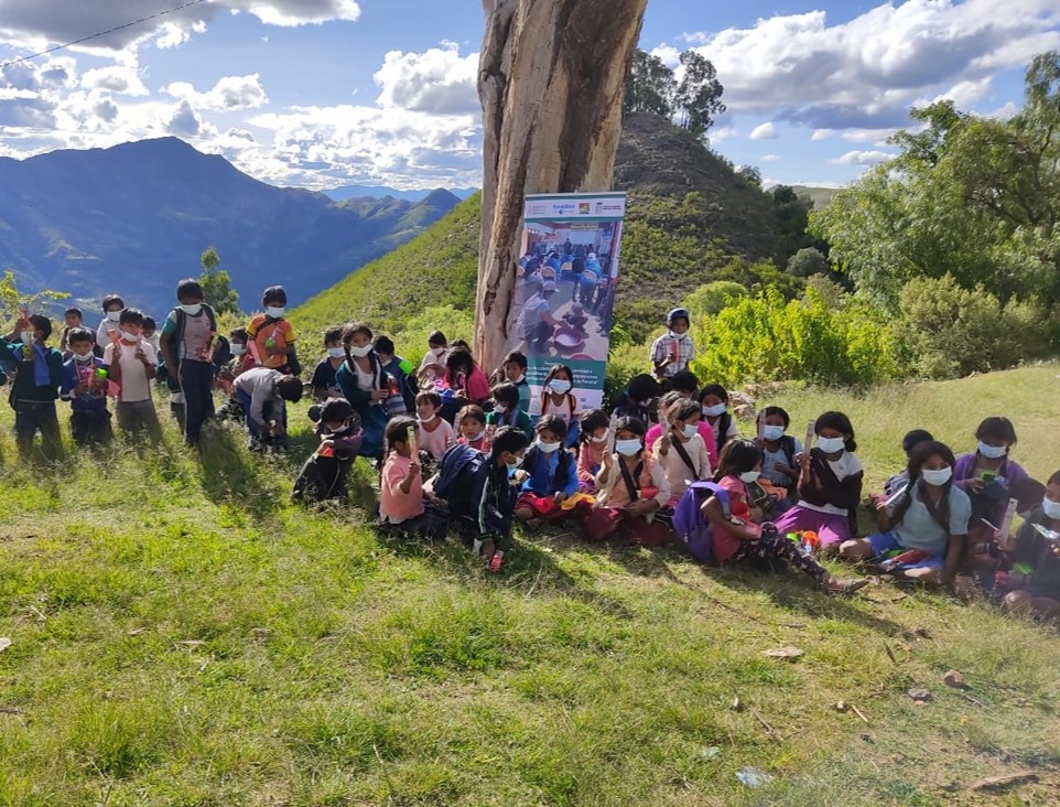 Nueva campaña de educación intercultural beneficia a 500 niños